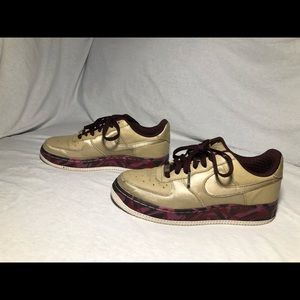 Nike air forces 1 premium ‘07 “tweed garnet”